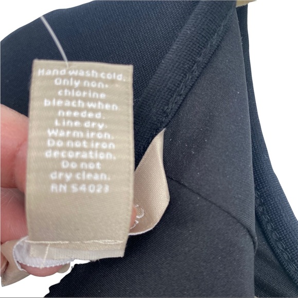 Banana Republic Black Jewel Neckline Dress Size 2P - Picture 10 of 10